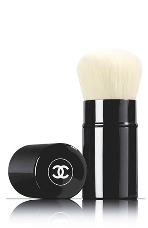 Chanel retractable kabuki brush review